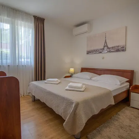 Prázdninový dům Elin Mit Grossem- Privatem Pool In By Interhome *