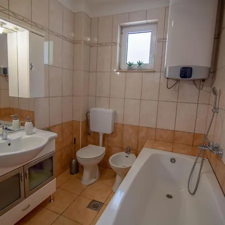 Elin Mit Grossem- Privatem Pool In By Interhome *