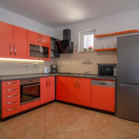 Elin Mit Grossem- Privatem Pool In By Interhome Prázdninový dům *